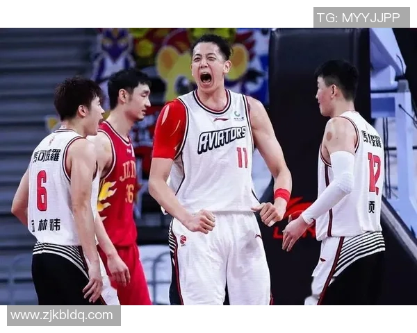 重庆篮球队的速度之道：如何在赛场上赢得快速反击的优势